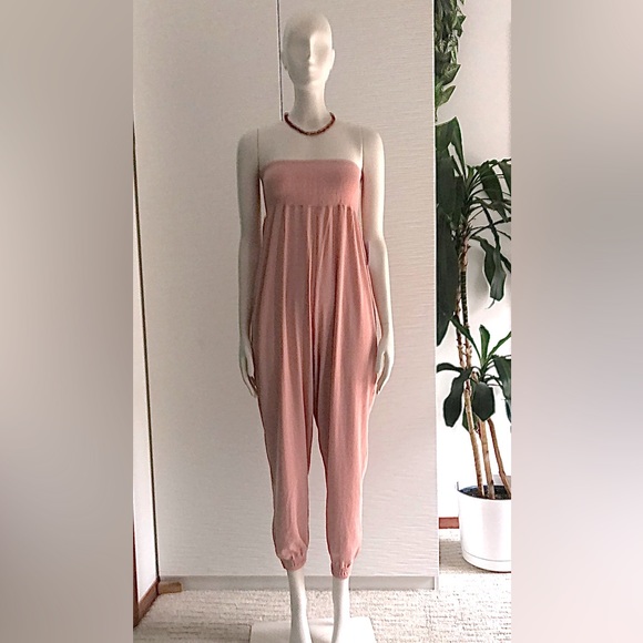 O’Neil jumpsuit - Picture 2 of 7